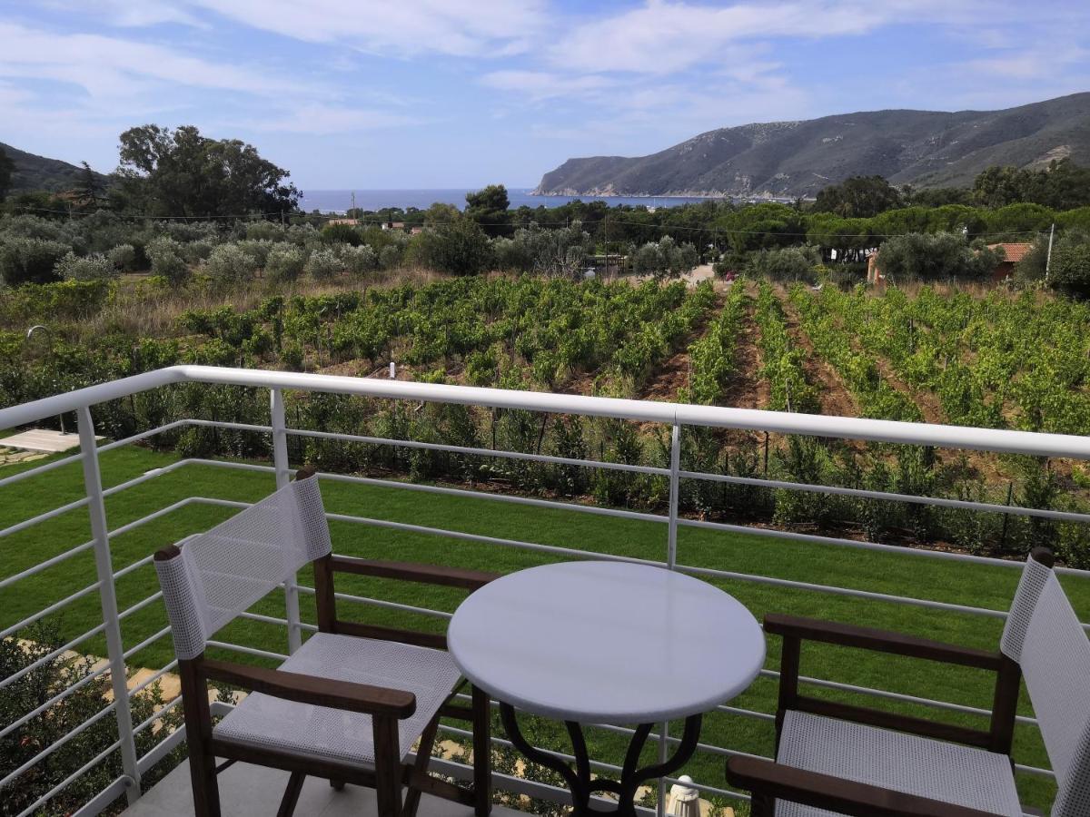 Stile libero b&b Lacona Exterior foto