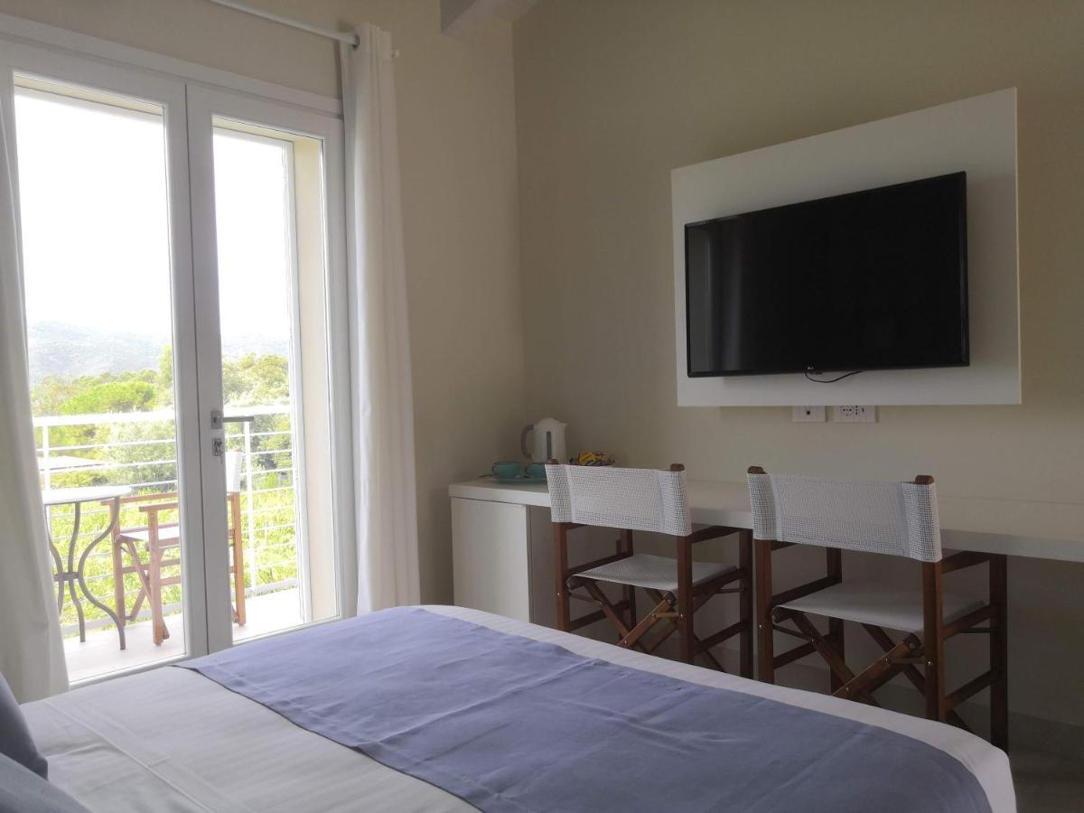 Stile libero b&b Lacona Exterior foto