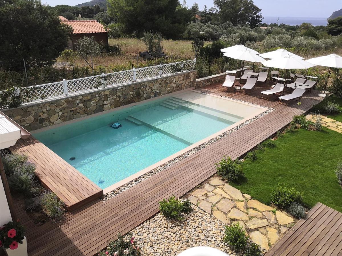 Stile libero b&b Lacona Exterior foto